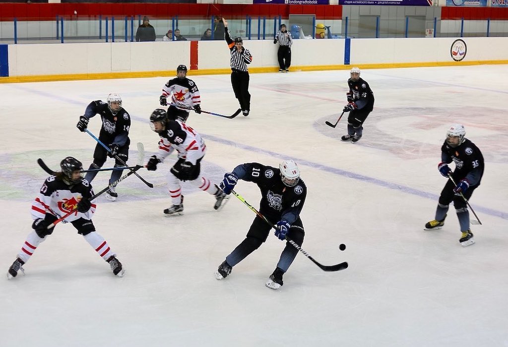 Тобольский  «Ангел Сибири» дважды переиграл хоккеистов из Серова